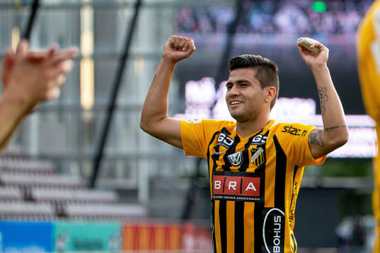 Häckens Paulinho jublar