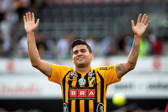 Häckens Paulinho jublar