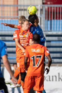 Halmstads Kosuke Kinoshita i en situation i AFC Eskilstunas