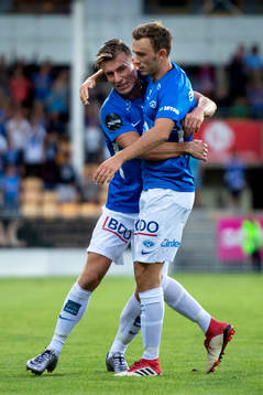 Fredrik Aursnes of Molde celebrates with his teammate