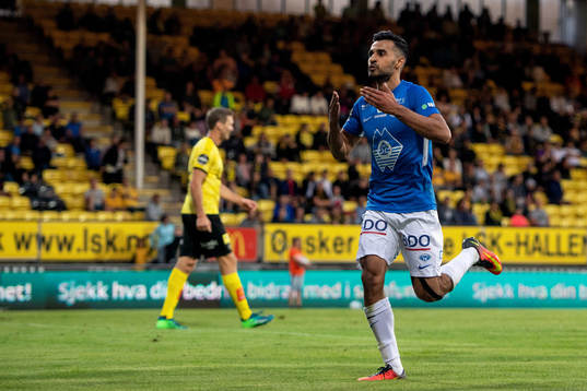 Etzaz Hussain of Molde celebrates