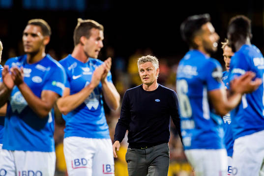 Ole Gunnar Solskjær, manager of Molde, looks dejected
