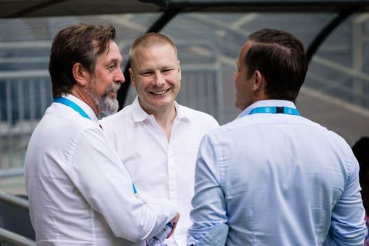 Hammarbys tränare Stefan Billborn med Cmores Åke Unger