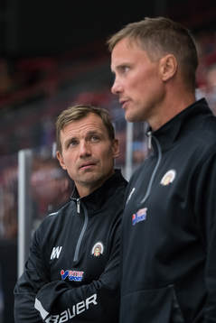 Assisterande tränare Kristofer Näslund och tränare Roger