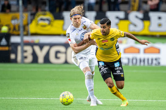 Östersunds Simon Kroon och Elfsborgs Rami Kaib