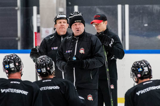 Malmö Redhawks tränare Peter Andersson