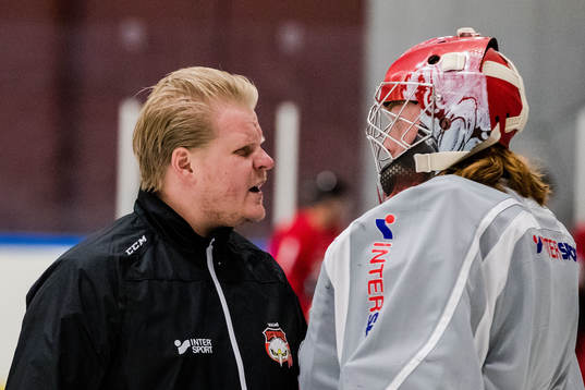 Malmö Redhawks målvaktstränare Henning Sohlberg och