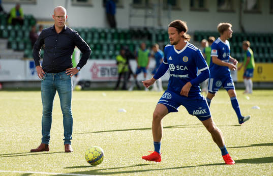Sundsvalls tränare Joel Cedergren och Linus Hallenius