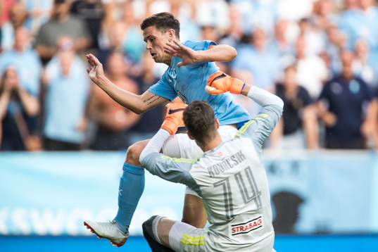 Marcus Antonsson of Malmö FF and goalkeeper Ádám