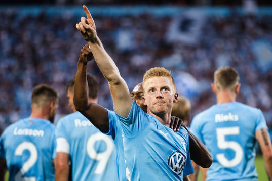 Anders Christiansen of Malmö FF celebrates