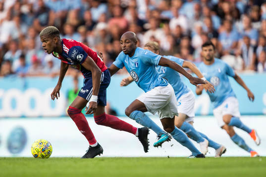Loïc Nego of Vidi chased by Fouad Bachirou of Malmö FF