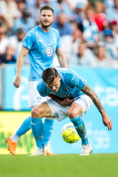 Arnór Ingvi Traustason of Malmö FF looks dejected