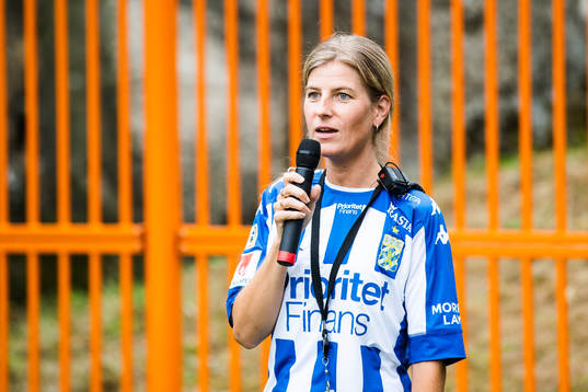 IFK Göteborgs CSR-ansvarige Elisabeth Anderton talar
