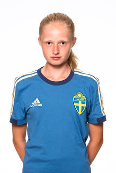 Lizette Kennertsson i F15/03-landslaget