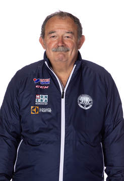 s Läkare Mehmet Gözen