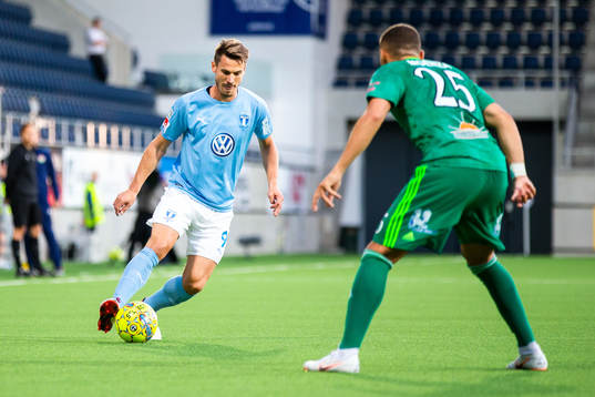 Malmö FFs Markus Rosenberg och Dalkurds Malkolm Moenza