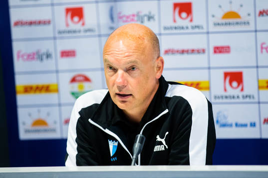 Malmö FFs tränare Uwe Rösler  på presskonferensen