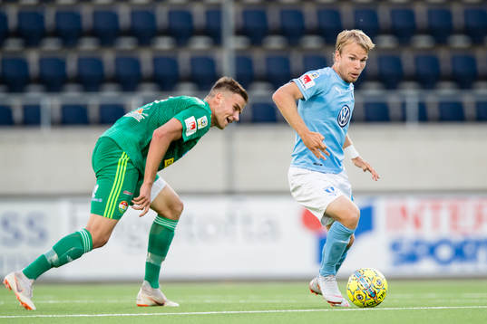 Malmö FFs Oscar Lewicki och Dalkurds Eero Markkanen