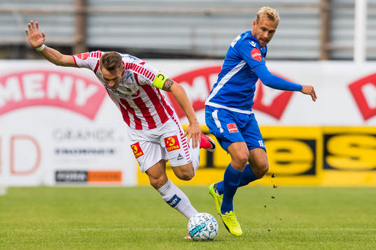 Magnar Ødegaard of Tromsø and Pontus Engblom of Sandefjord