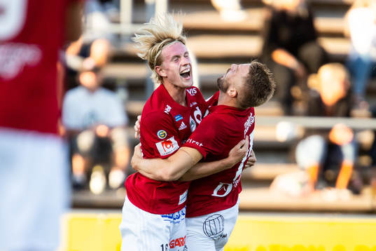 Bläddra bland fler bilder av Fotboll, Superettan, Landskrona - Degerfors