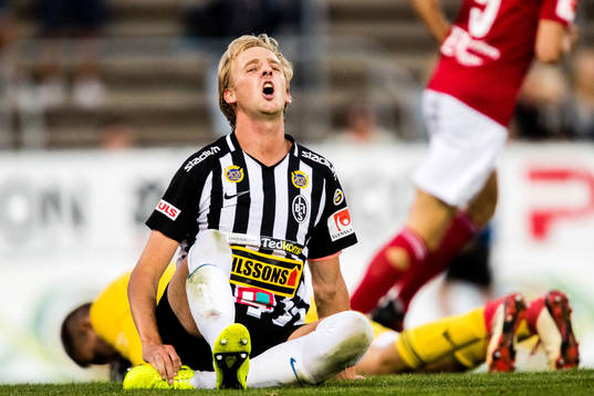 Landskronas Viktor Svensson deppar