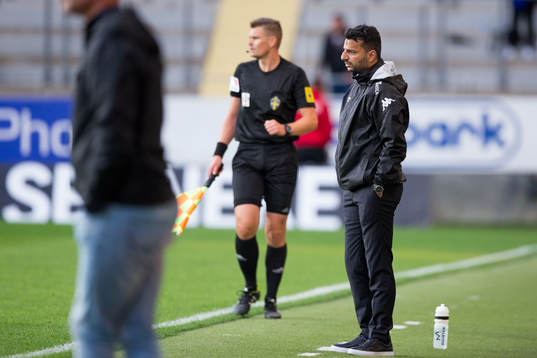 IFK Göteborgs tränare Poya Asbaghi