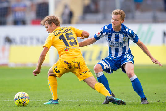 Sirius Sam Lundholm mot IFK Göteborgs Victor Wernersson