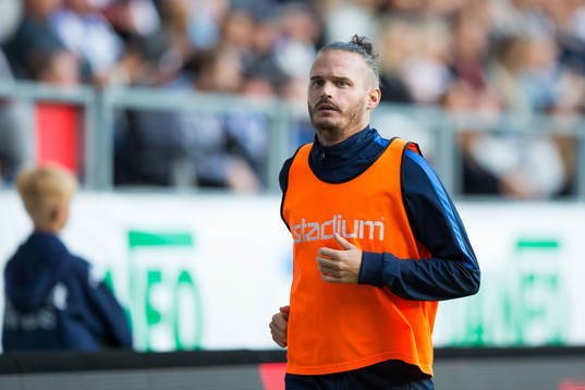 Sirius Jonas Lindberg värmer upp