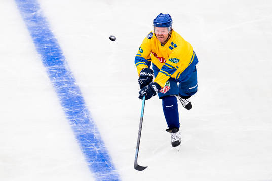 Tomas Brolin of Sweden