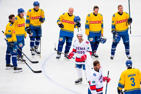 Swedish players Marcus Hellner, Tomas Brolin, Jonas