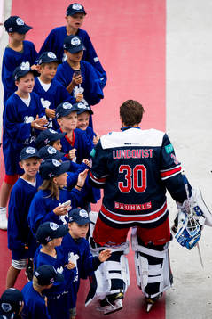 Henrik Lundqvist of Team Henke