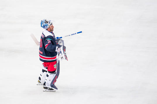 Goaltender Henrik Lundqvist of Team Henke