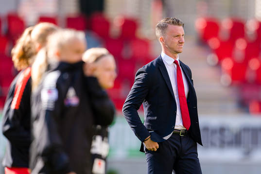 Linköpings tränare Olof Unogård deppar