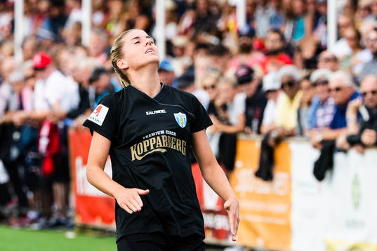 Göteborgs Olivia Schough deppar