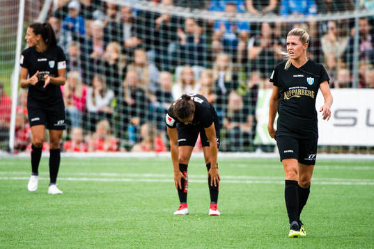 Göteborgs Olivia Schough deppar