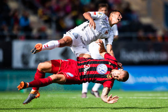 Bläddra bland fler bilder av Fotboll, Allsvenskan, Östersund - Kalmar