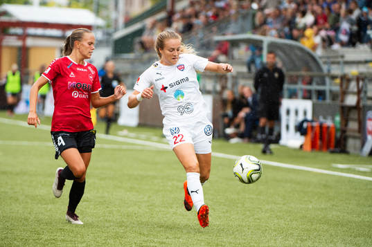 Limhamn Bunkeflos Elin Björklund och Rosengårds Fiona