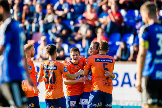 Ståle Steen Sæthre of Aalesund celebrates he 1-3 goal