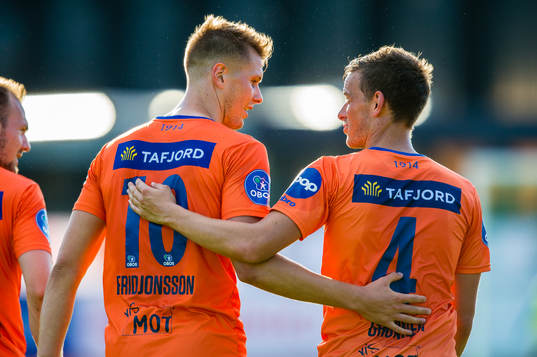 Holmbert Aron Fridjonsson and Jonas Grønner of Aalesund