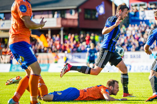 Aron Elis Thrandarson of Aalesund