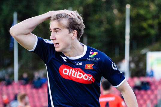Kristian Thorstvedt of Viking reacts