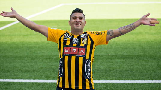 Häckens Paulinho jublar