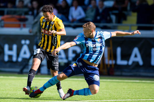 Häckens Daleho Irandust och Djurgårdens Jesper Karlström