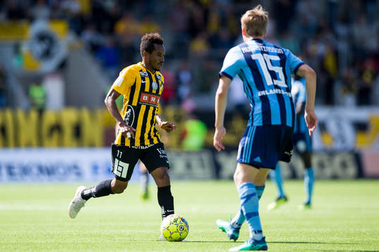 Häckens Nasiru Mohammed mot Djurgårdens Jonathan