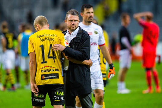 Elfsborgs Ibrahim Dresevic och manager Jimmy Thelin deppar