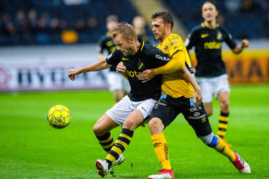 s Alexander Milosevic och Elfsborgs Frederik Holst