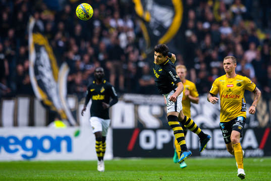 s Tarik Elyounoussi