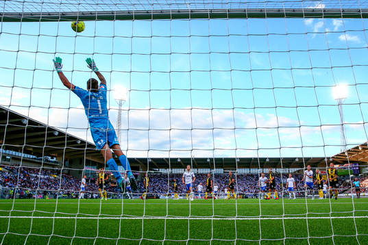 Hammarbys målvakt Johan Wiland