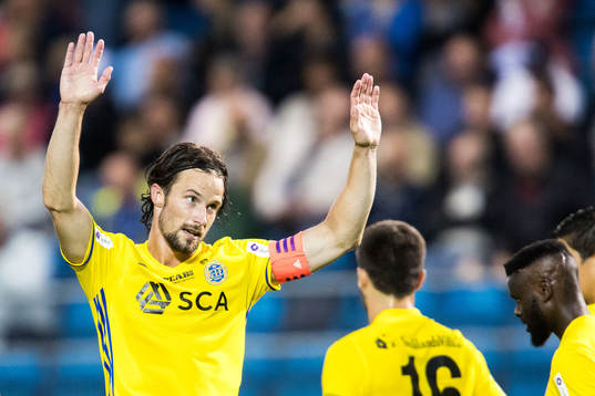 Sundsvalls Linus Hallenius jublar