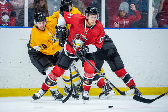 Malmö Redhawks Martin Janolhs mot Panterns Filip Lennström
